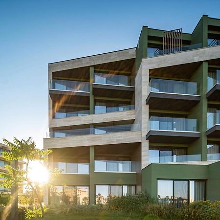 Hvd Reina Del Mar - Premium Spa Service & Free Parking Obzor Exterior photo