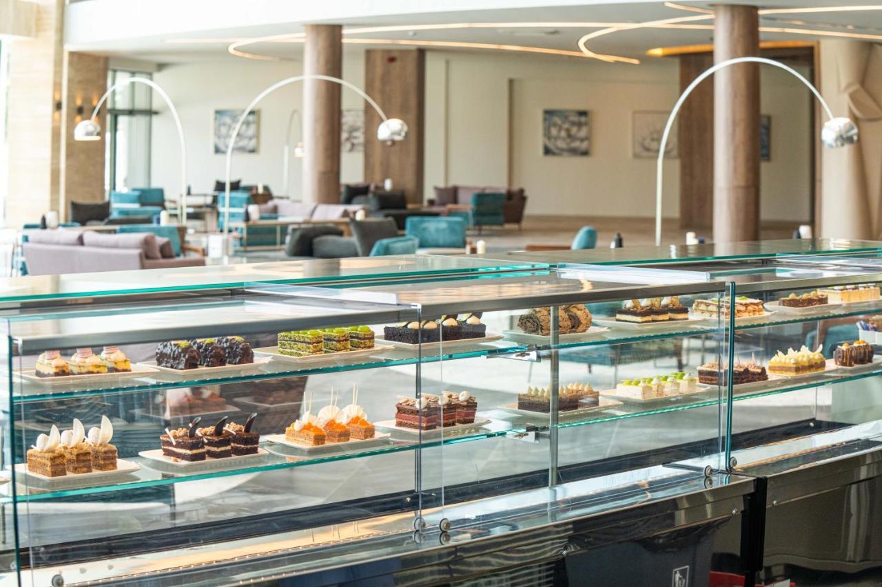 Hvd Reina Del Mar - Premium Spa Service & Free Parking Obzor Exterior photo